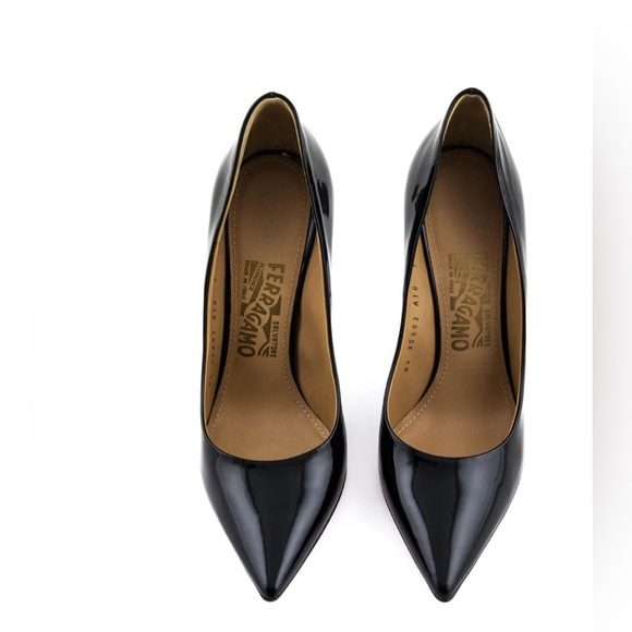 Salvatore Ferragamo Shoes - Salvatore Ferragamo Glossy Black Heels